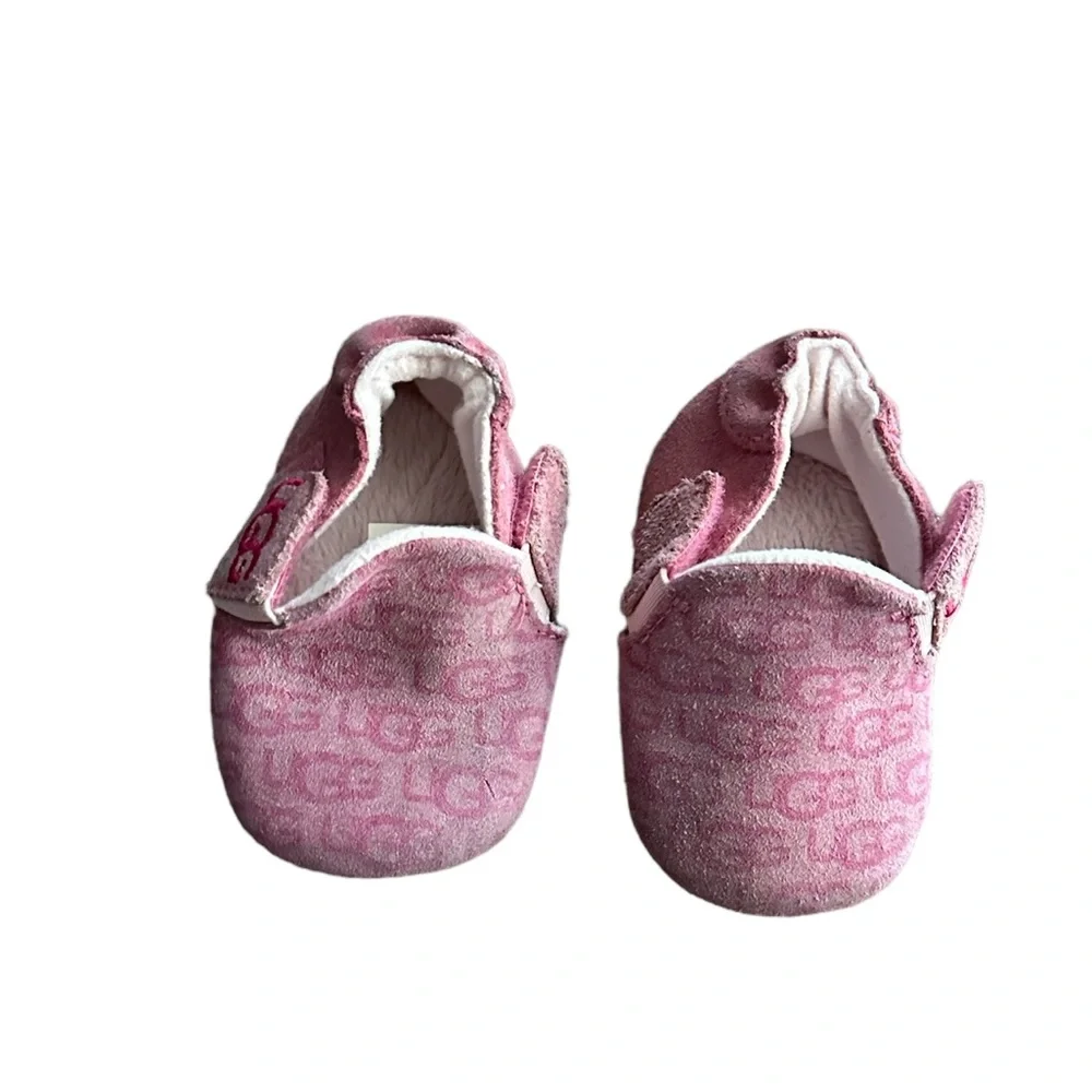 {UGG} Infant Bixbee Moccasins with Velcro Closure